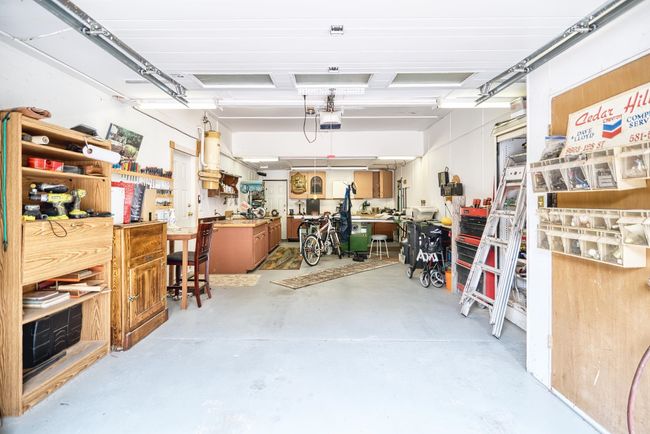 6241 Sechelt Inlet Rd, House other with 3 bedrooms, 2 bathrooms and 5 parking in Sechelt BC | Image 28