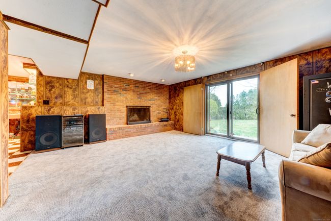 24 Stonegate Dr, House other with 4 bedrooms, 4 bathrooms and null parking in Wethersfield CT | Image 33