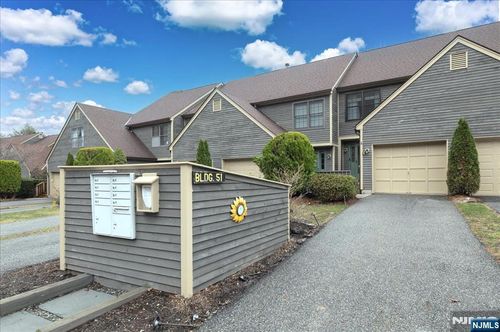 51 Beacon Hill Rd, West Milford, NJ, 07480-1256 | Card Image