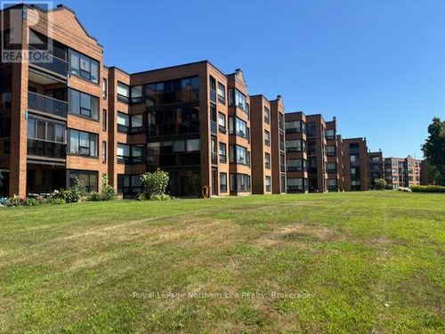 114-155 Timmins St, North Bay, ON, P1B9K8 | Card Image
