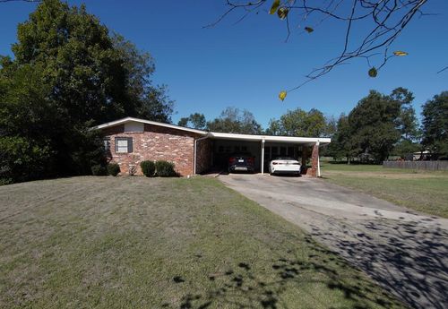 258 W Adams St, Tennille, GA, 31089-1403 | Card Image