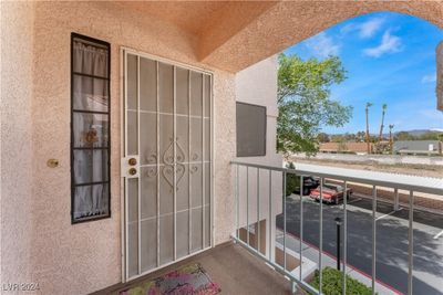 203 - 4823 S Torrey Pines Drive, Condo with 2 bedrooms, 2 bathrooms and null parking in Las Vegas NV | Image 3