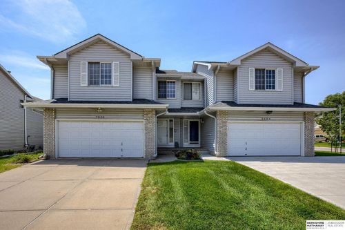 7006 S 154th St, Omaha, NE, 68138-7406 | Card Image