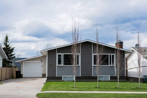 123 Cheviot Drive, Hinton, AB, T7V1P8 | Card Image