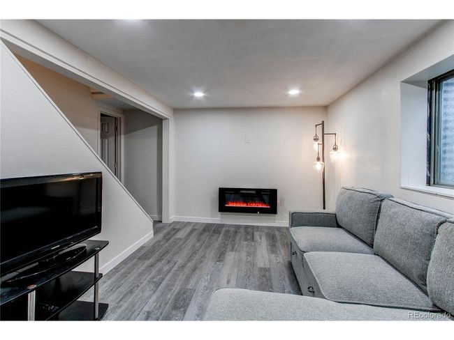 3916 S Telluride Ct, House other with 3 bedrooms, 3 bathrooms and null parking in Aurora CO | Image 7