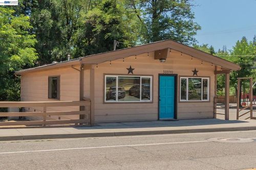 30890 Trinity Heritage Scenic Bywy, Weaverville, CA, 96093 | Card Image