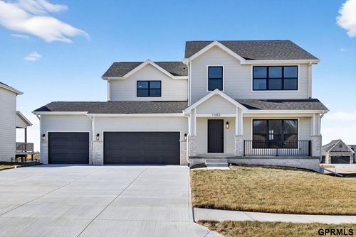 11052 S 216th Ave, Gretna, NE, 68028-5116 | Card Image