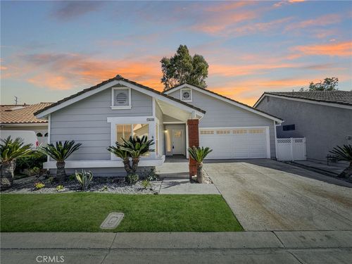 23516 Villena, Mission Viejo, CA, 92692-1849 | Card Image