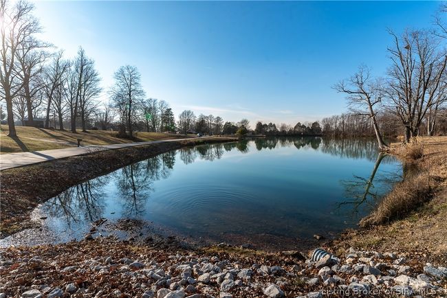 8408 Locust Dr, Home with 4 bedrooms, 3 bathrooms and null parking in Charlestown IN | Image 15