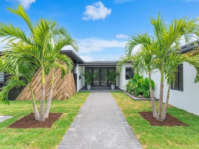 420 N Shore Dr, House other with 4 bedrooms, 4 bathrooms and null parking in Miami Beach FL | Image 1