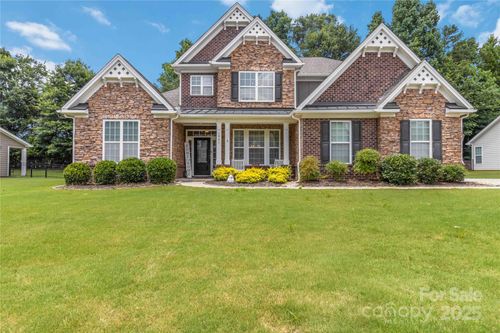 1041 Verbena Ct, Tega Cay, SC, 29708-6206 | Card Image
