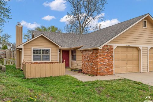 3902 Willshire Dr, Lawrence, KS, 66049-3673 | Card Image
