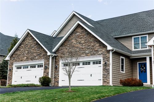 b-9 Wheeler Ln, Hope Valley, RI, 02832-1919 | Card Image