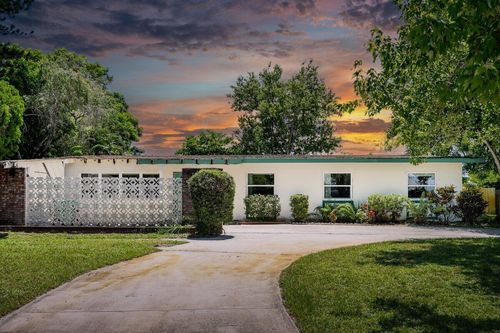 426 Se Tranquilla Ave, Port Saint Lucie, FL, 34983-2232 | Card Image