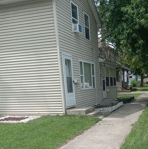 415 E Eleanor St, Thornton, IL, 60476-1100 | Card Image