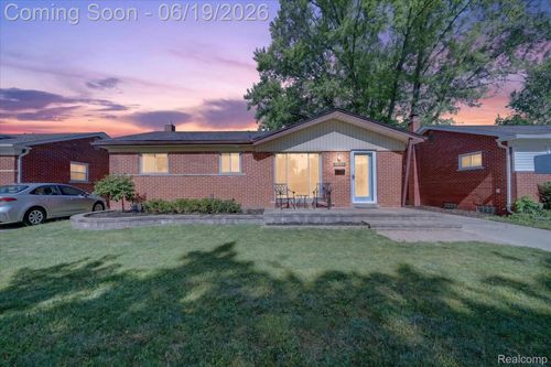 29385 Spoon Ave, Madison Heights, MI, 48071-4434 | Card Image