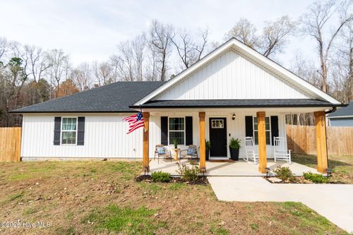 209 Newbern Dr, Knotts Island, NC, 27950-9736 | Card Image