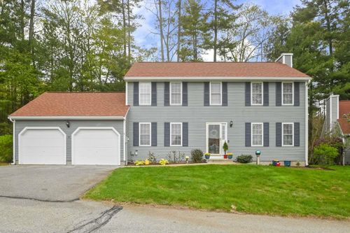 131-5 Ivy Ln, Nashua, NH, 03063-2823 | Card Image