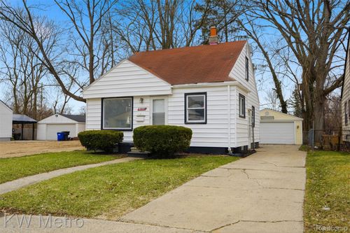 19848 Winston St, Detroit, MI, 48219-1652 | Card Image