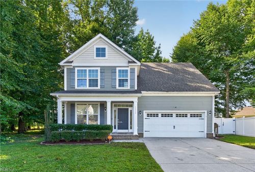 1032 Meadows Reach Cir, Suffolk, VA, 23434-8353 | Card Image
