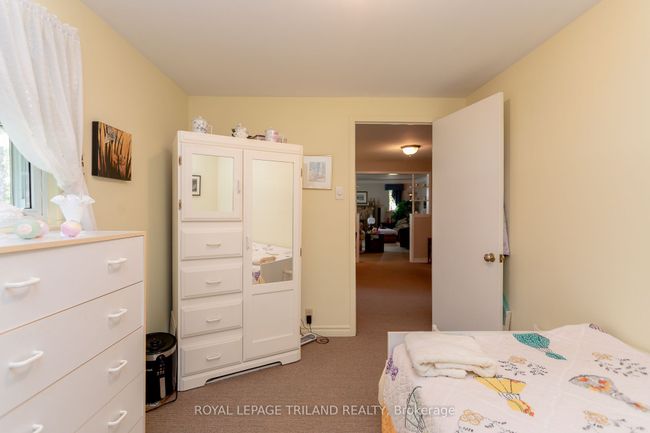 853 Avon Dr, House other with 3 bedrooms, 2 bathrooms and 10 parking in Malahide ON | Image 28