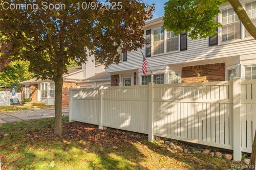 42265 S Mill Race Ct, Plymouth, MI, 48170-2578 | Card Image