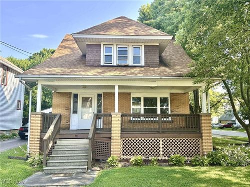 38 Franklin Ave, Niles, OH, 44446-5117 | Card Image