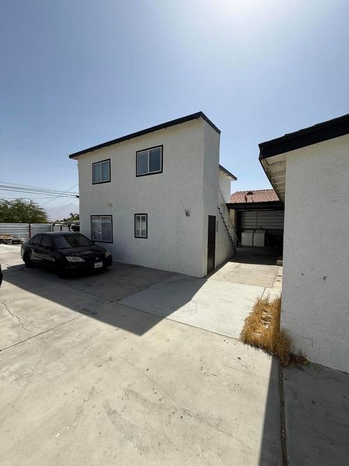 3-66321 Buena Vista Ave, Desert Hot Springs, CA, 92240-3987 | Card Image
