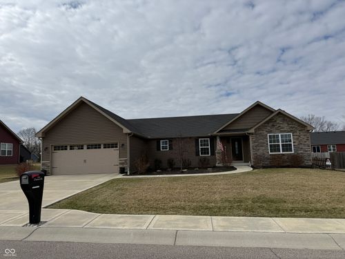 199 Diamond Ln, Crawfordsville, IN, 47933-8320 | Card Image