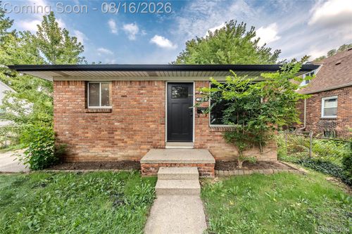 1619 Camden St, Ferndale, MI, 48220-2671 | Card Image