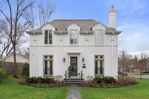 618 Buckingham Pl, Libertyville, IL, 60048-3326 | Card Image