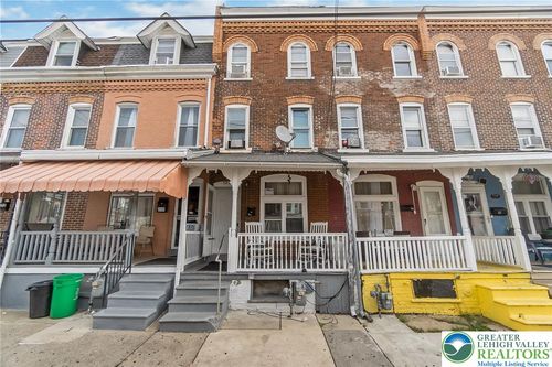 723 N New St, Allentown, PA, 18102-1429 | Card Image