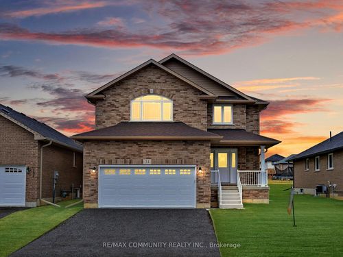 {{alt}} | Card Image