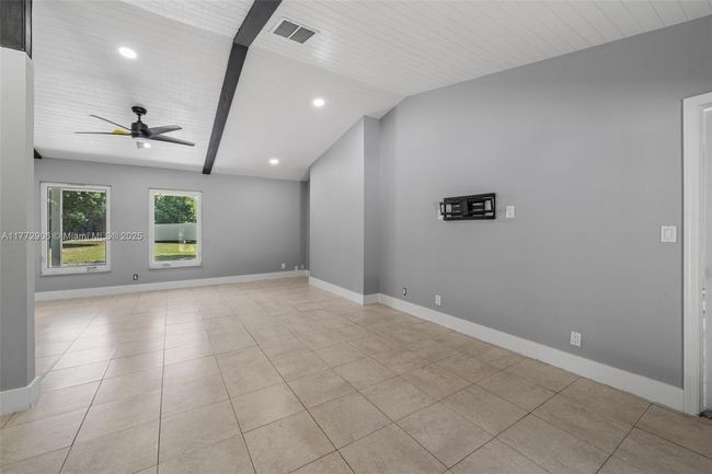 15696 Ferris Pl, House other with 5 bedrooms, 3 bathrooms and null parking in LOXAHATCHEE FL | Image 15