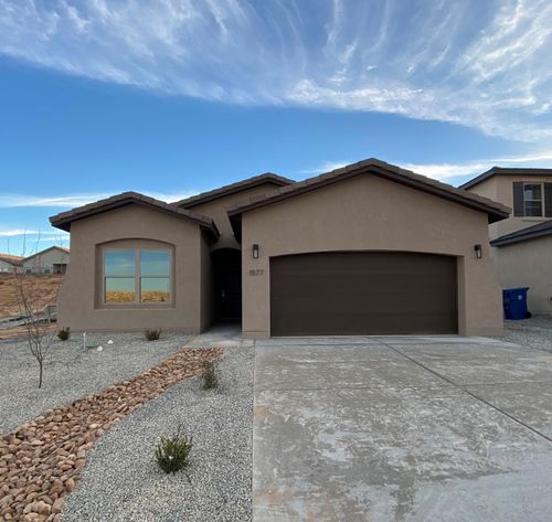 1577 Valle De Colores St Nw, Los Lunas, NM, 87031-9158 | Card Image