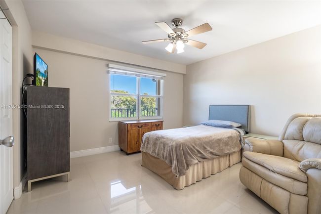APT-415K - 1300 Sw 125 Th Ave, Condo with 2 bedrooms, 2 bathrooms and null parking in Pembroke Pines FL | Image 23