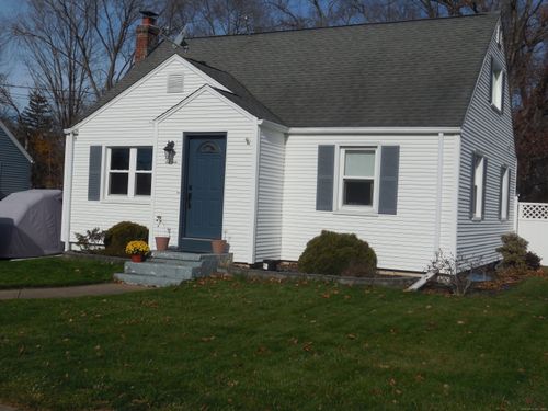 11 Parkview Dr, Plantsville, CT, 06479-1917 | Card Image