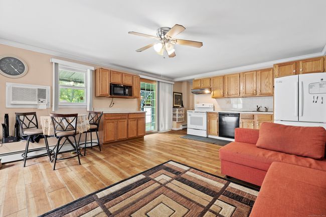 21 Sunnyside Dr, House other with 3 bedrooms, 3 bathrooms and null parking in Northford CT | Image 26