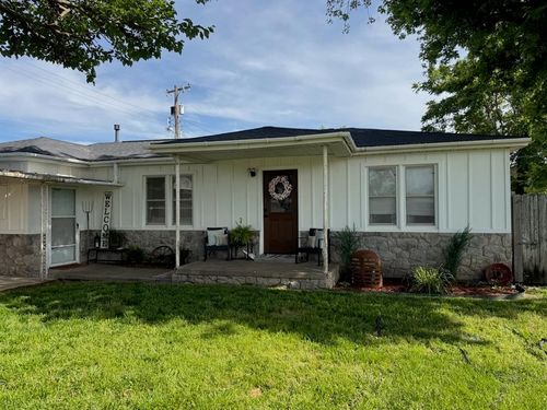 409 Oklahoma St, Mcloud, OK, 74851-8199 | Card Image