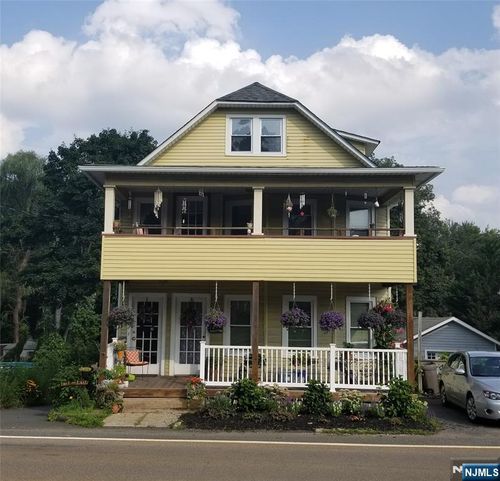 36 Glenwild Ave, Bloomingdale, NJ, 07403-1543 | Card Image