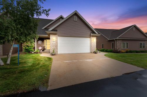 W5315 Martin Lane, Fond Du Lac, WI, 54937 | Card Image