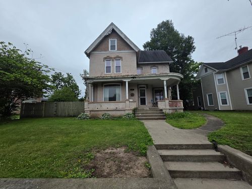 302 E Court St, Paris, IL, 61944-2213 | Card Image
