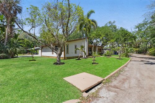 4926 Camellia Way S, ST PETERSBURG, FL, 33705-4702 | Card Image