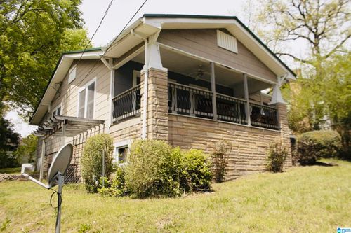 907 7th St, MIDFIELD, AL, 35228-2801 | Card Image