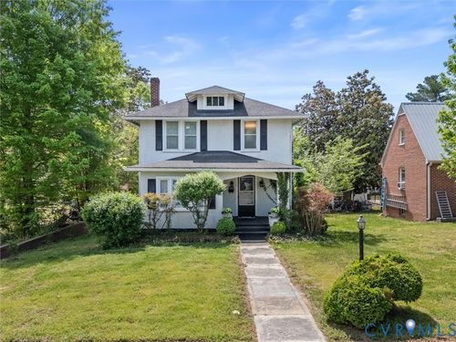 110 Gatewood Ave, Crewe, VA, 23930-1402 | Card Image