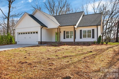 421 School St, Rockwell, NC, 28138-9411 | Card Image