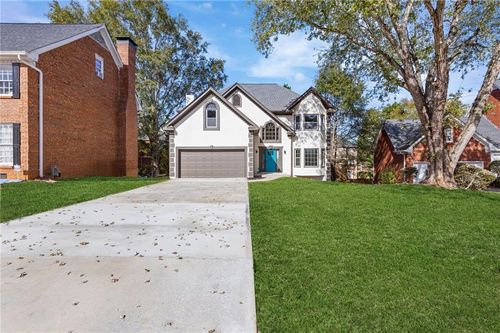 818 Mountain View Run, Stone Mountain, GA, 30087-6018 | Card Image