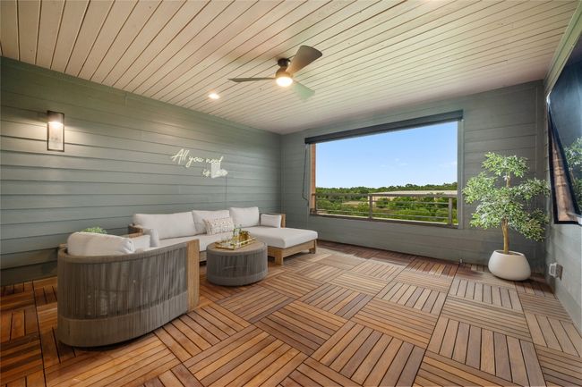 Relax in your expansive outdoor living room overlooking the Shoal Creek Greenbelt. | Image 17