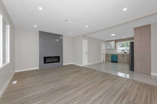 43 Maranda Close Ne, Calgary, AB, T2A3E7 | Card Image
