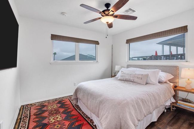 354 Ling Street, House other with 3 bedrooms, 3 bathrooms and 1 parking in Bayou Vista TX | Image 35
